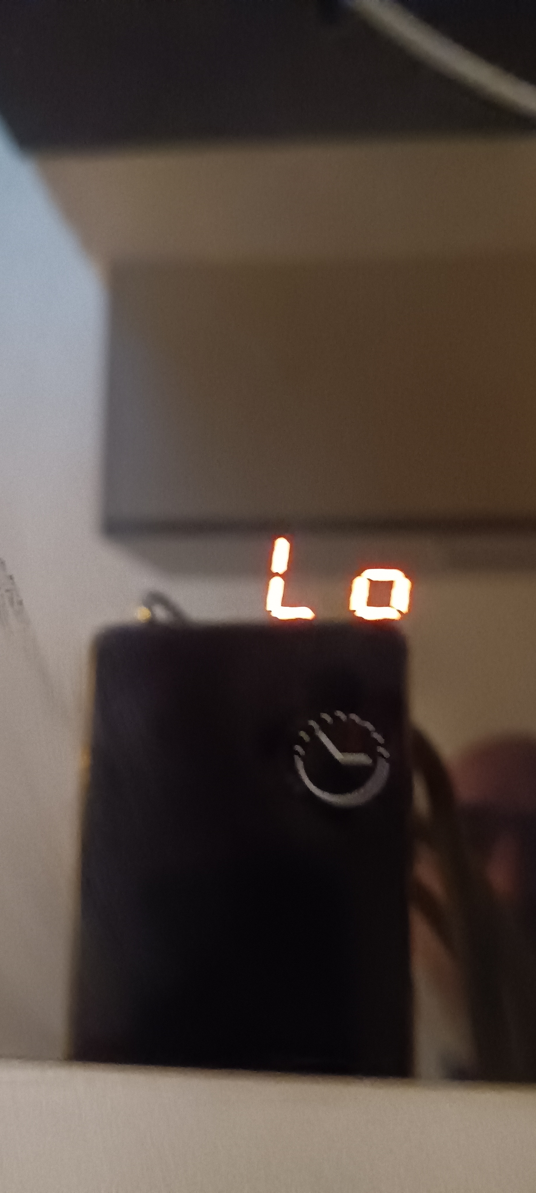 Hej, mit bord giver denne fejlkode "Lo", og jeg kan ikke finde information om, hvad det ...