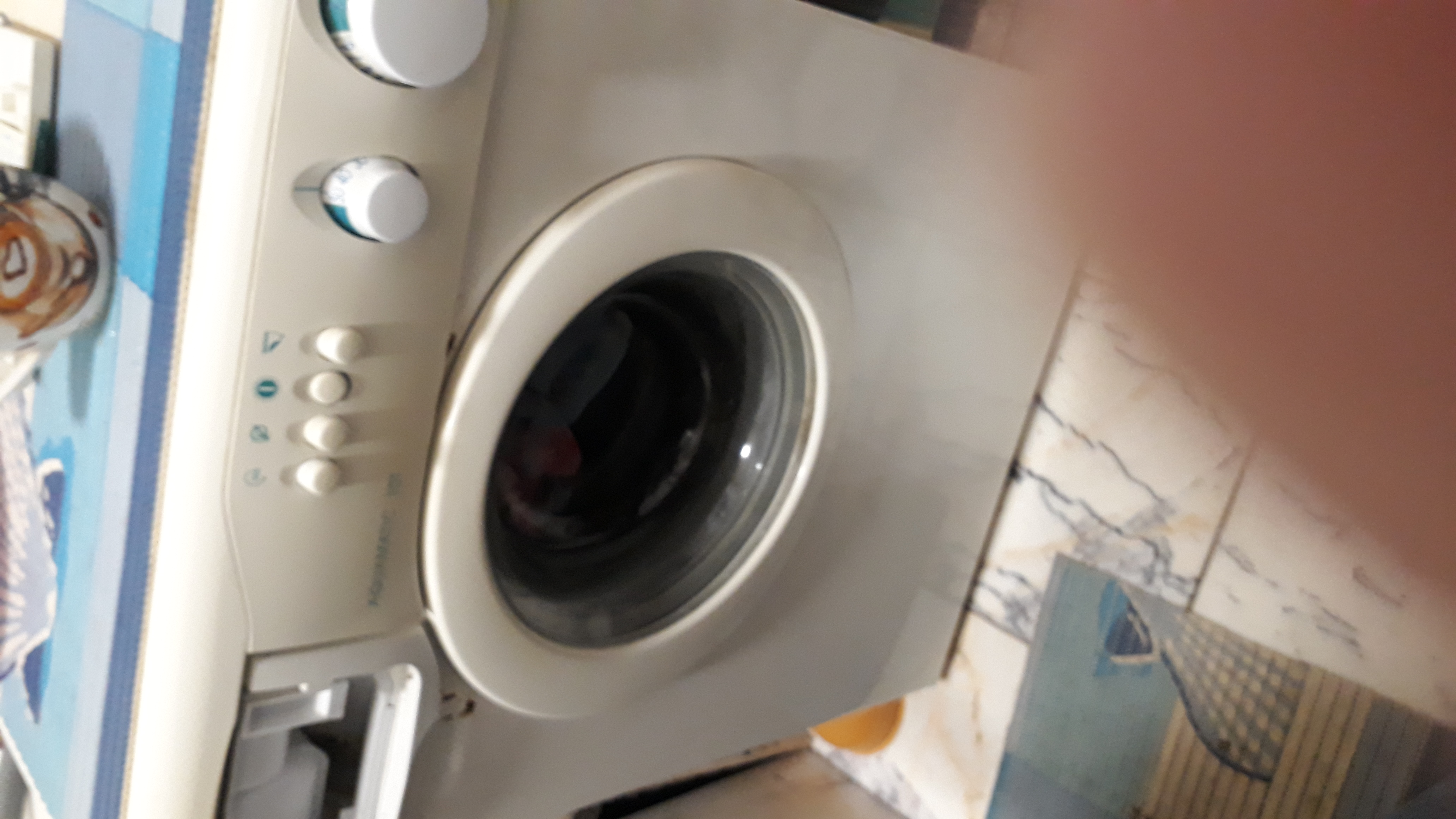 Hoe schakel ik de centrifugeercyclus in op een Candy aquamatic 10t-machine?