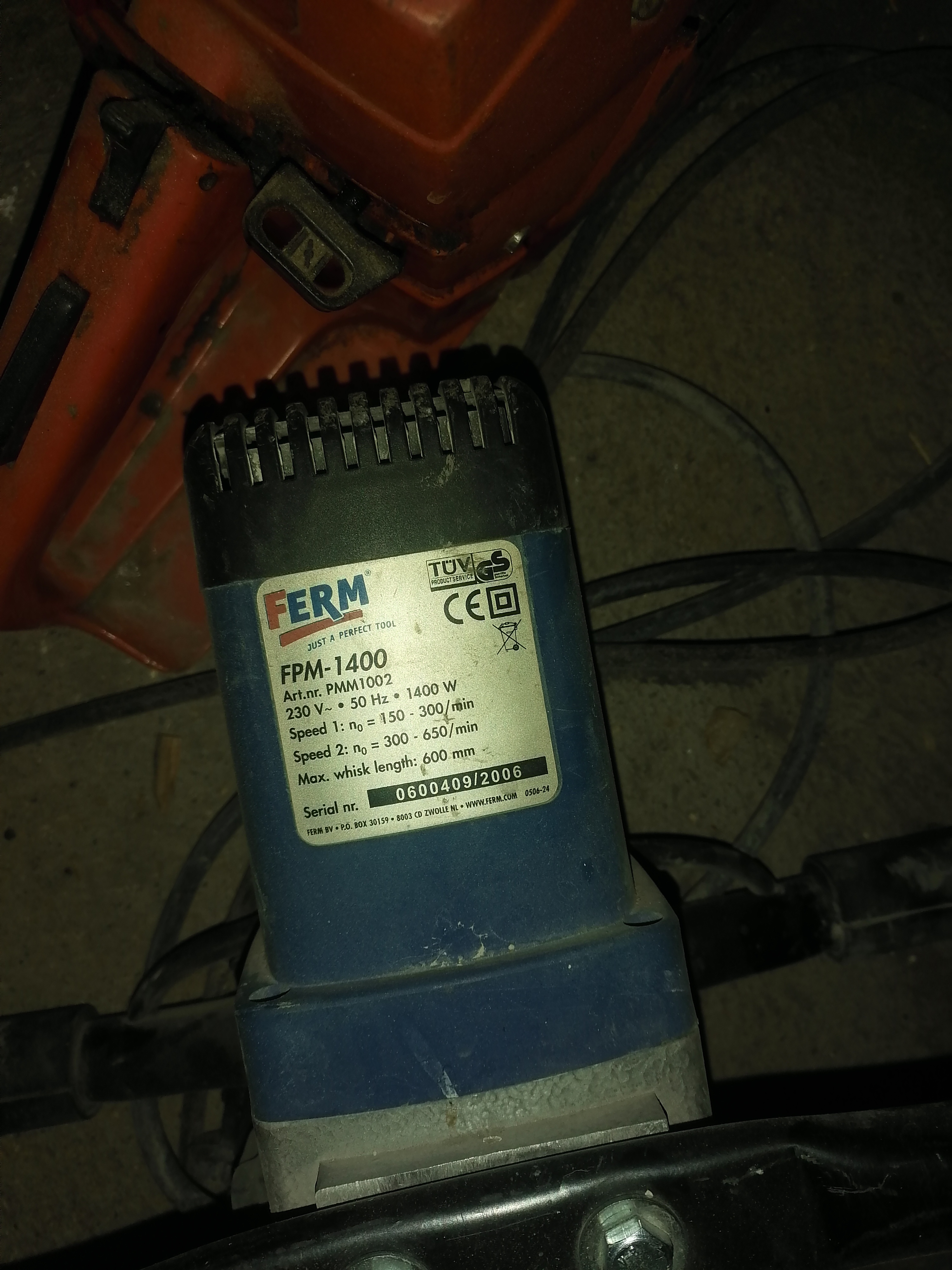 Goedemorgen,
Ik ben op zoek naar een vervangende handgreep voor deze pmm 1002 mixer.